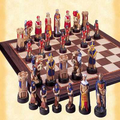 Battle of Bannockburn Hand Decorated Crushed Stone Chess Pieces