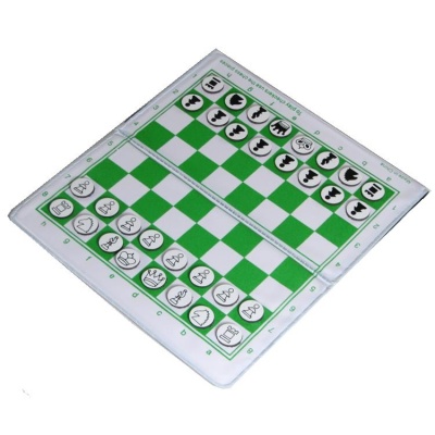 9 1/2" Ultimate Magnetic Wallet Chess Set