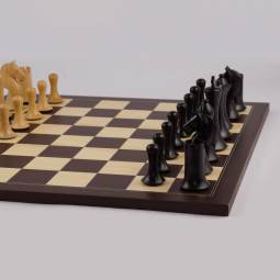 18" MoW Ebonized Equinox Executive Chess Set