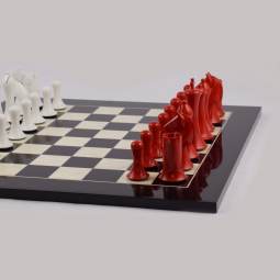 18" MoW Red and White Lacquered Equinox Staunton Exclusive Chess Set