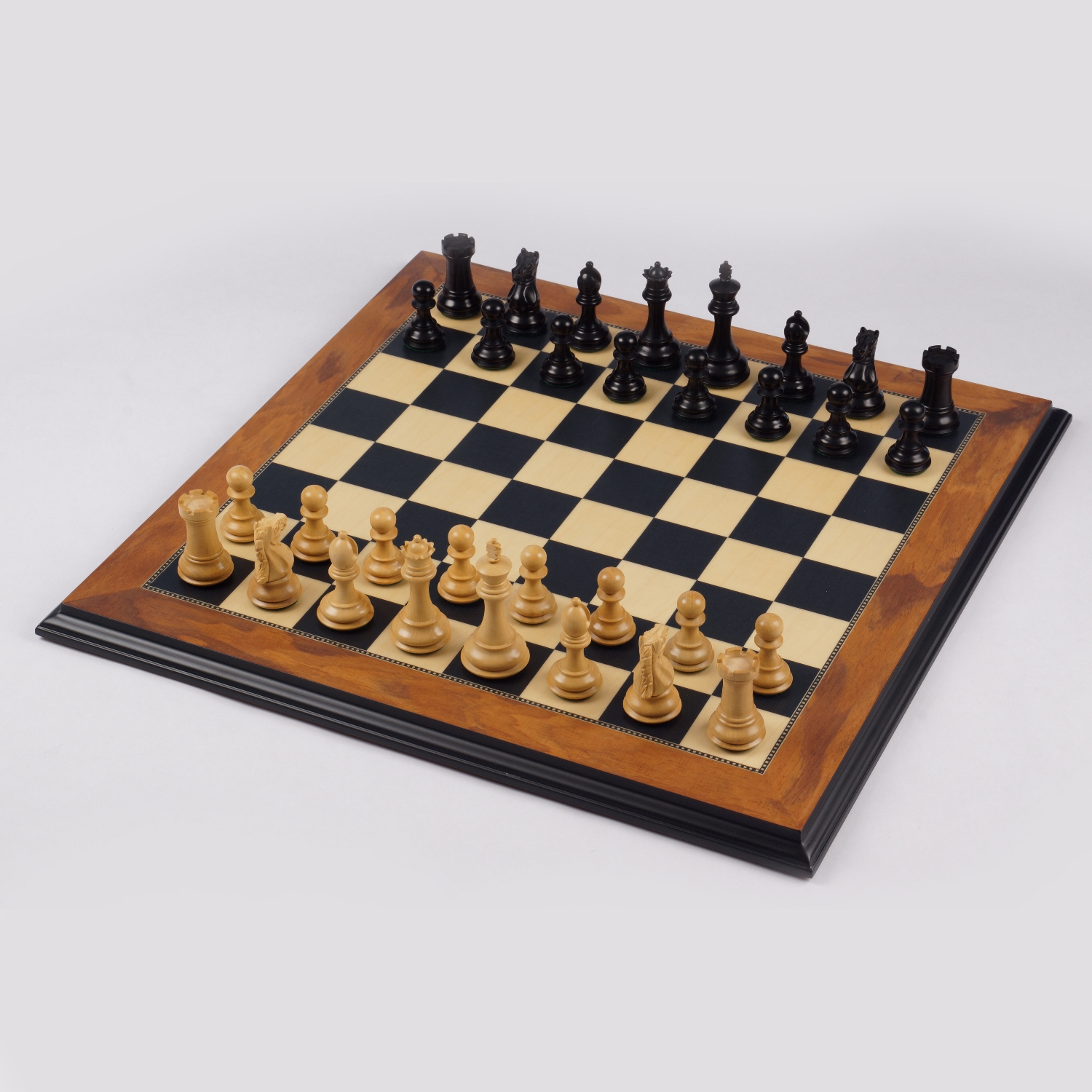 Traditional Hardwood Chess Set - Board and Pieces