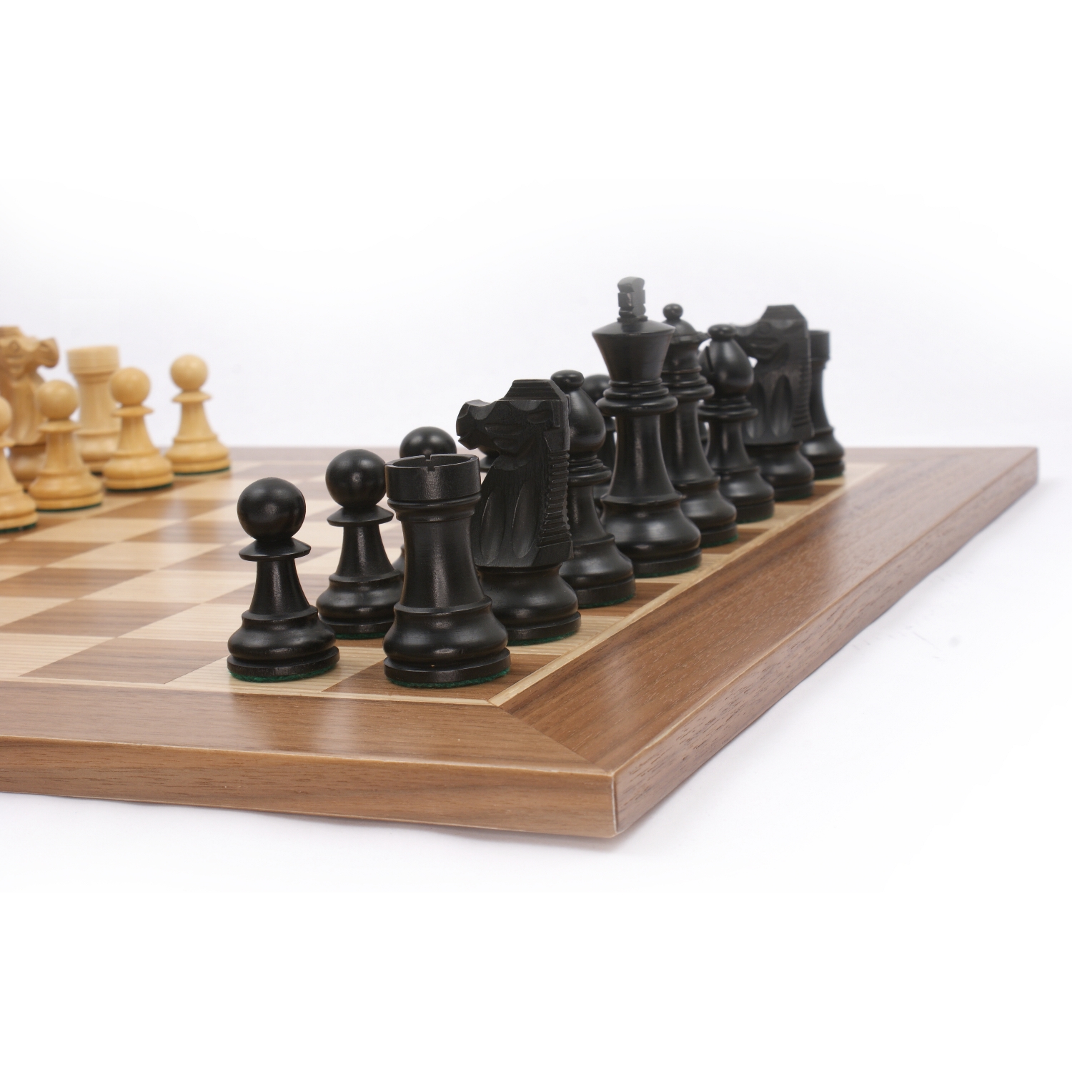 French Staunton Chess Set – Weighted Pieces & Walnut Wood Board