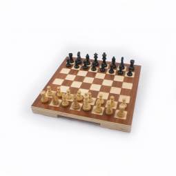 16" Contemporary Raised German Staunton Chess Set