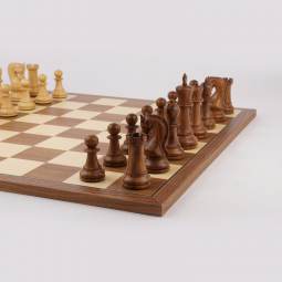 16" MoW Honey Rosewood Old World Executive Chess Set