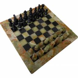 16" European Style Black and Green Marble Chess Set