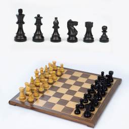 18" Elevated Weighted French Staunton Chess Set