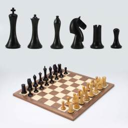 18" Weighted Ebony Equinox Executive Chess Set